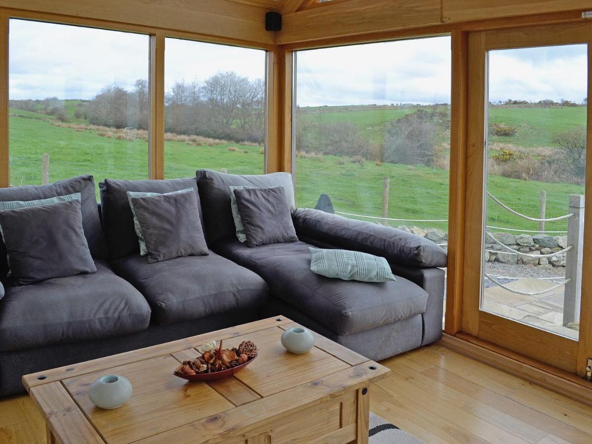 Owl Cottage Coedana ภายนอก รูปภาพ