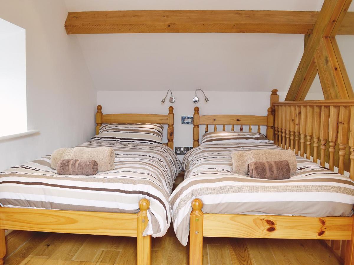 Owl Cottage Coedana ภายนอก รูปภาพ